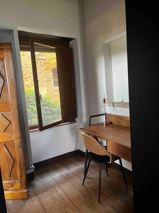 Medieval Tower In Umbria With Swimming Pool Montelagello エクステリア 写真