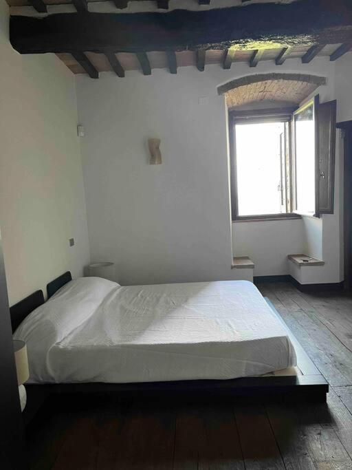 Medieval Tower In Umbria With Swimming Pool Montelagello エクステリア 写真