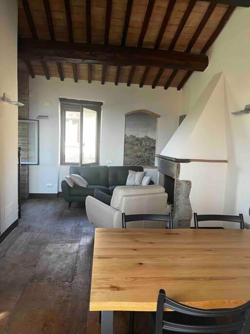 Medieval Tower In Umbria With Swimming Pool Montelagello エクステリア 写真