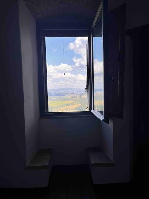 Medieval Tower In Umbria With Swimming Pool Montelagello エクステリア 写真