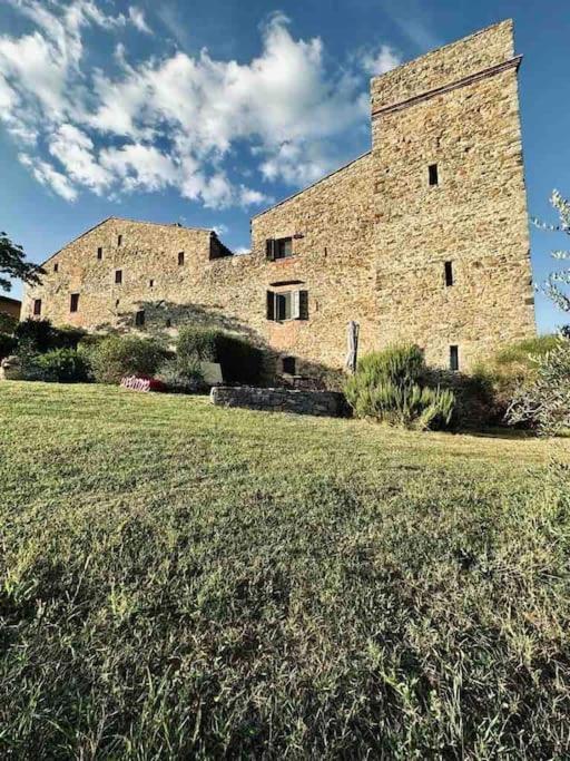 Medieval Tower In Umbria With Swimming Pool Montelagello エクステリア 写真