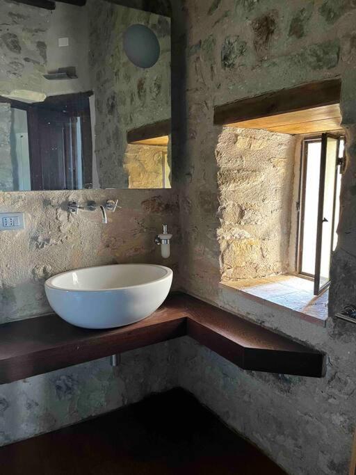 Medieval Tower In Umbria With Swimming Pool Montelagello エクステリア 写真