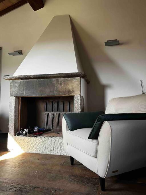Medieval Tower In Umbria With Swimming Pool Montelagello エクステリア 写真