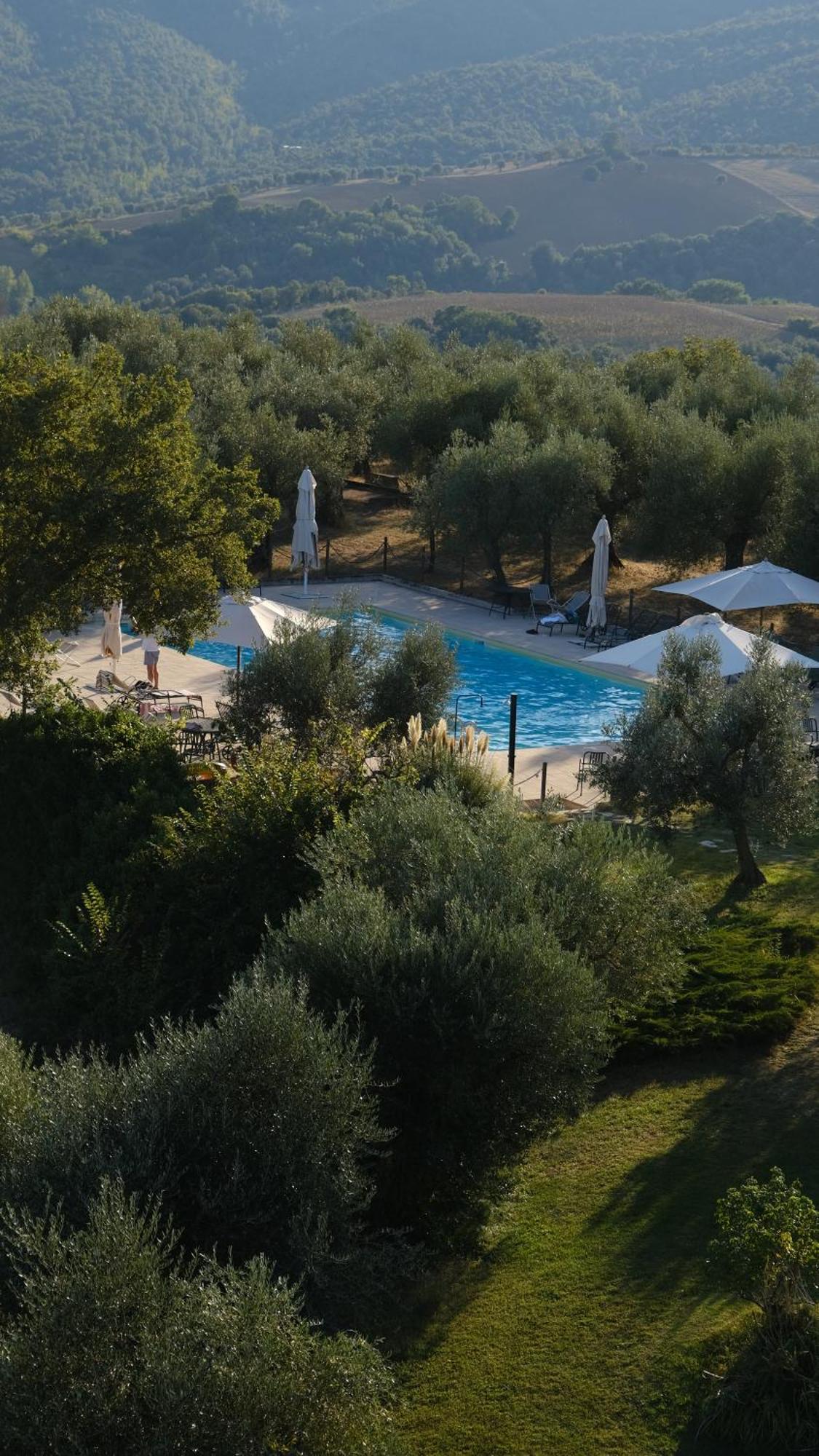 Medieval Tower In Umbria With Swimming Pool Montelagello エクステリア 写真